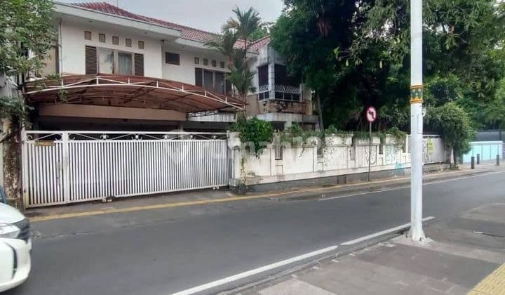 Rumah di Jakarta Selatan, Bangka, Jl Kemang 1