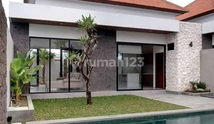 New Modern 2-Bedroom Villa Near Sanur