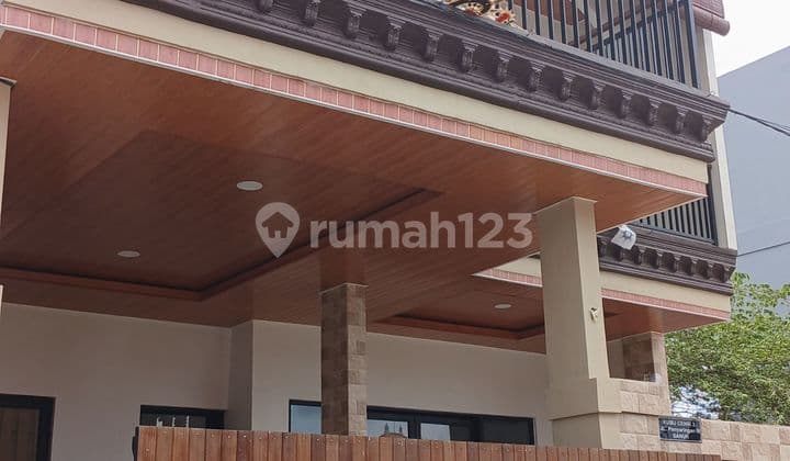 Lokasi Strategis di Sanur - Rumah Nyaman di Jalan Penyaringan dengan Akses Mudah