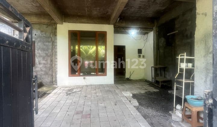 Rumah Struktur Lantai 2, Lantai 1 Sudah Finishing Siap Huni Ketewel