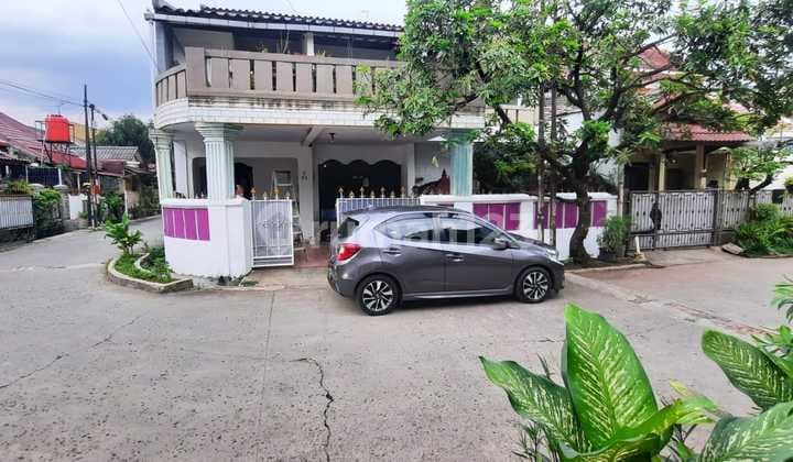 Dijual Rumah Hook 2 Lantai di Komplek Chandra Baru, Jati Rahayu