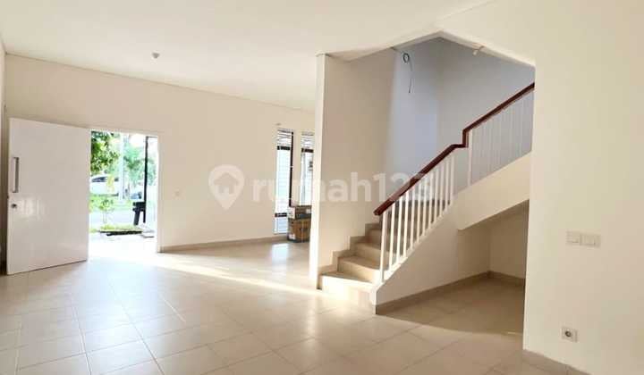 Rumah Semi Furnish 2 Lantai Lebar 8 di Cluster Depan Jgc, Cakung