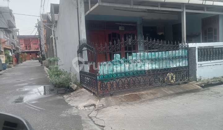 Wide 90 SHM House in a Strategic Location at Harapan Jaya, Bekasi