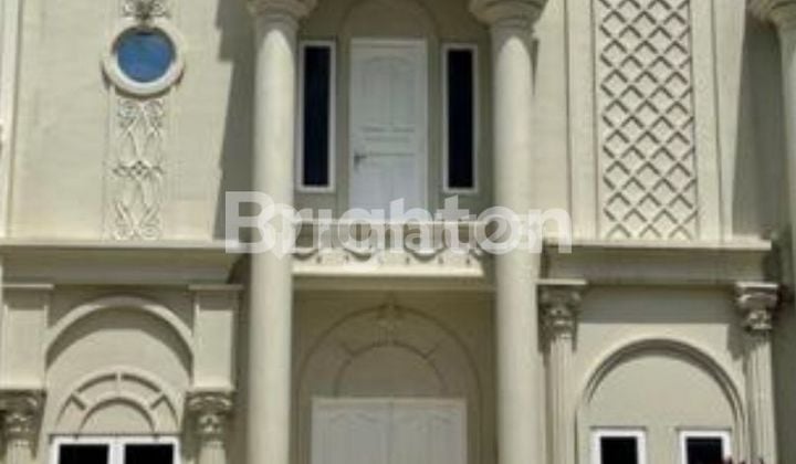 RUMAH CLUSTER MEWAH 3 LANTAI LOKASI JL. SM. AMIN - PEKANBARU