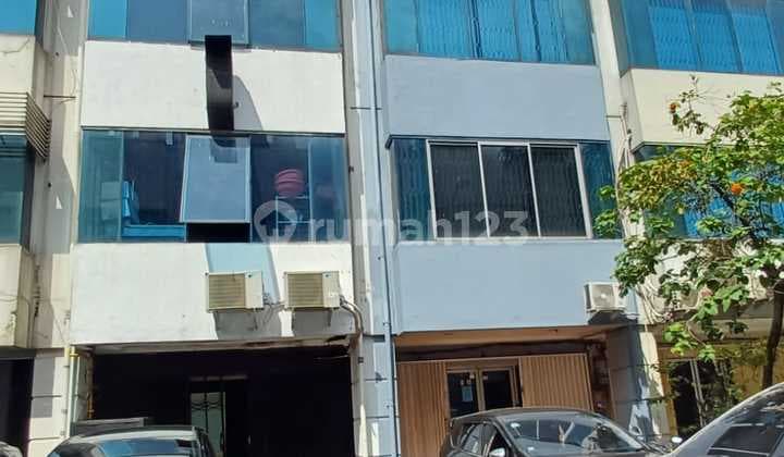 4-Storey Strategic Ruko in Karawaci Pinangsia Business Center