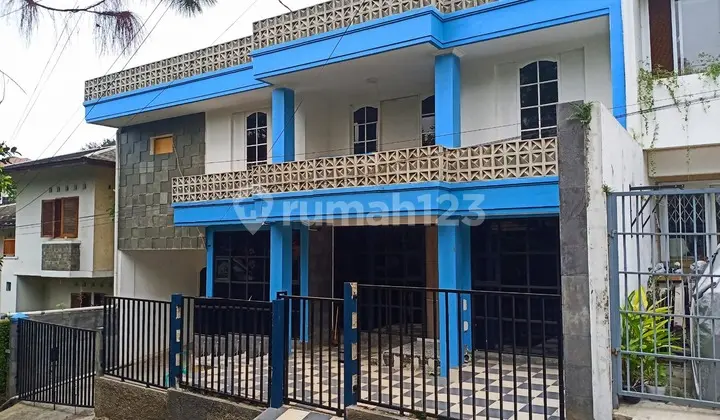 Rumah Siap Huni 5 Kamar Di Jl. Gegerkalong, Bandung