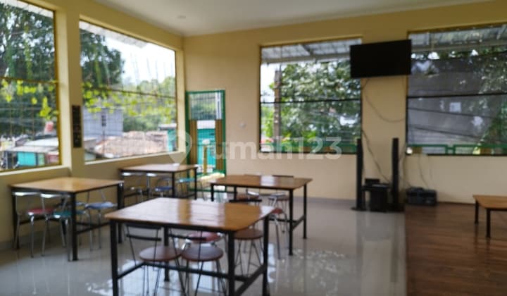 Ruang Usaha Strategis 2 Lantai Di Kolonel Masturi Cimahi