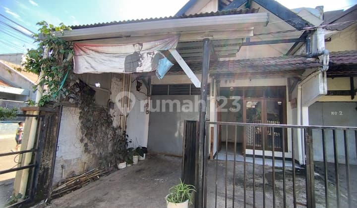 Rumah Hitung Tanah Di Sayap Jl. Peta, Bandung