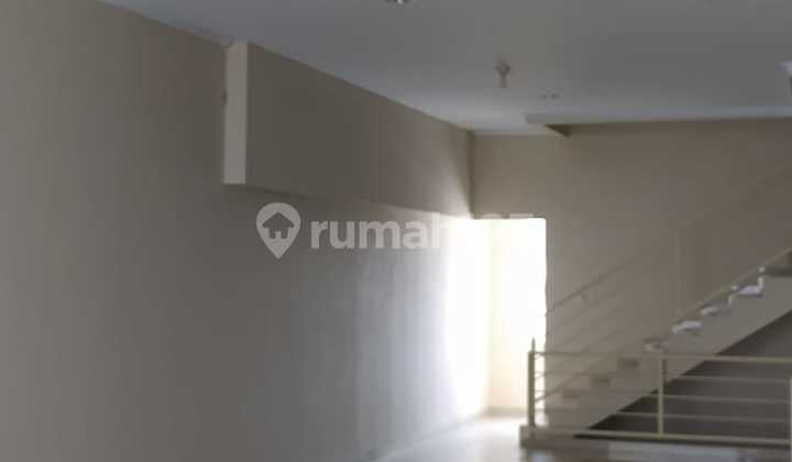 Ruko Siap Pakai 3 Lantai Jalan Holis Kota Bandung