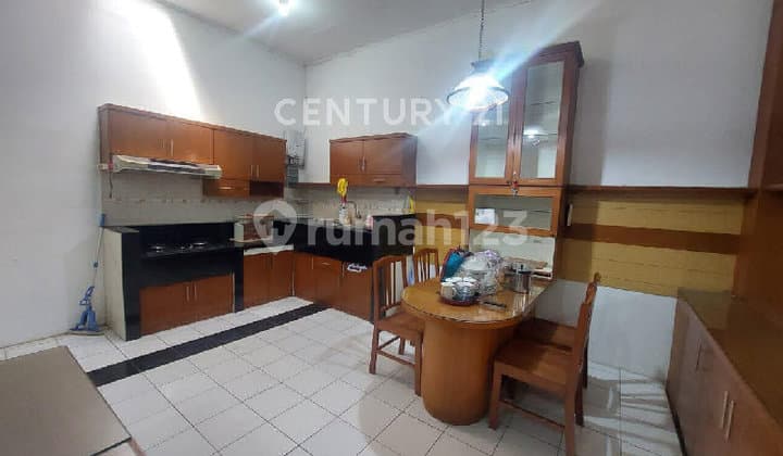 Rumah 2 Lantai Di Komplek Perumahan Elite Setra Duta Kota Bandung