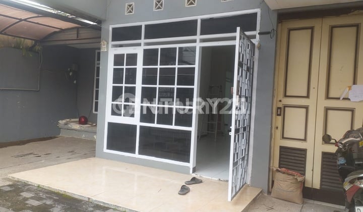 Rumah Siap Huni Taman Holis Indah 1 Hadap Utara