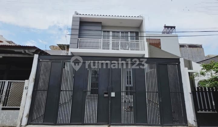 Rumah Baru Sunrise Jakarta Barat