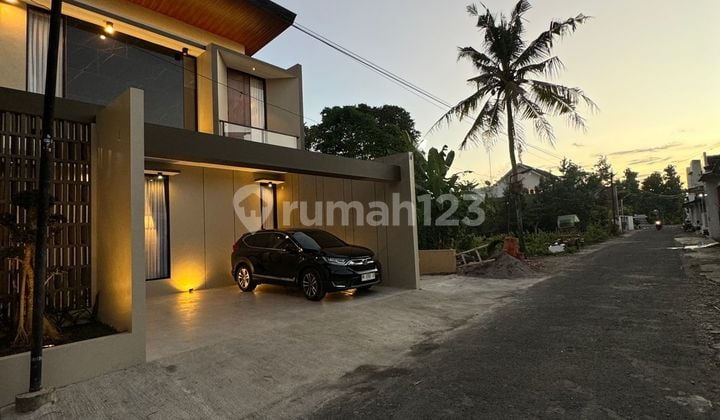 Di Jual Rumah Mewah 2 Lantai Lokasi Area Purwomartani Kadisoka Dekat Lottemart Sleman Jogja