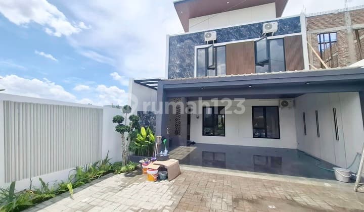 Di Jual Rumah Mewah 2 Lantai Utara Sd Model Sleman Yogya