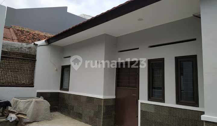 Rumah Sudah Renovasi SHM di Taman Kopo Indah, Bandung