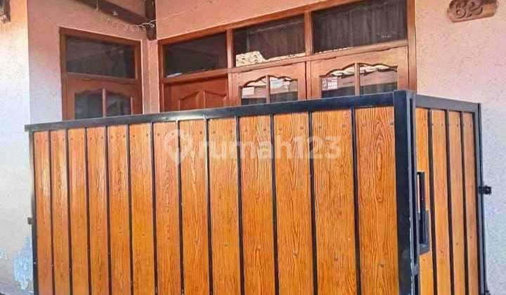 Rumah Bagus Holis Cigondewah, Bandung