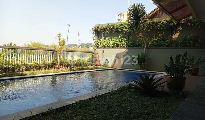 Rumah Bagus Ciumbuleuit, Bandung