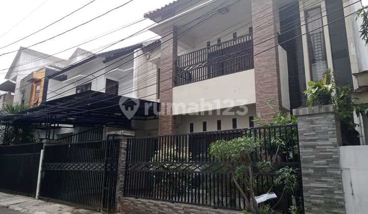 Rumah Mdern 2lt, Luas 154m Jalan Lapangan Ros Bukit Duri, Cash Only