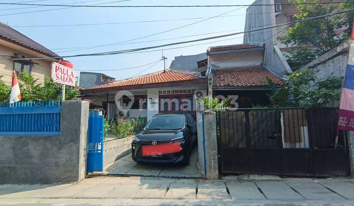 Rumah Lama Luas 279M, Hoek, Jalan Kuhis Kebayoran Baru , Cash Only