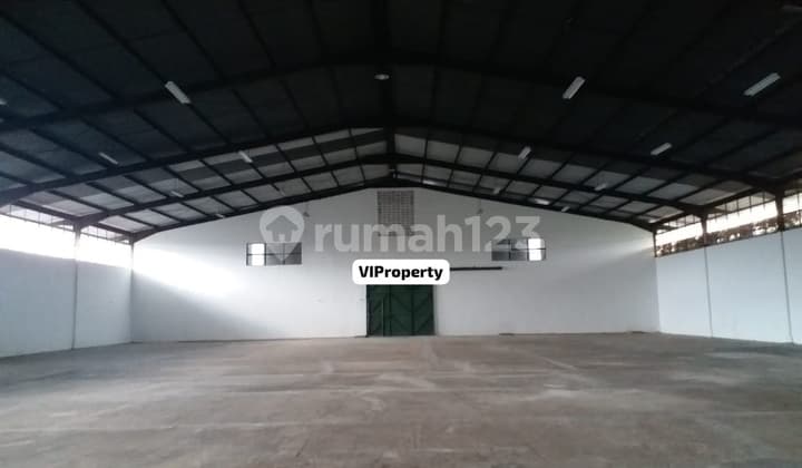 Di Sewakan Gudang di Soekarno Hatta 40Ft