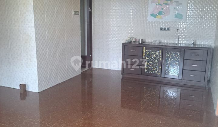 Di Jual Rumah Besar Di Gempol Sari