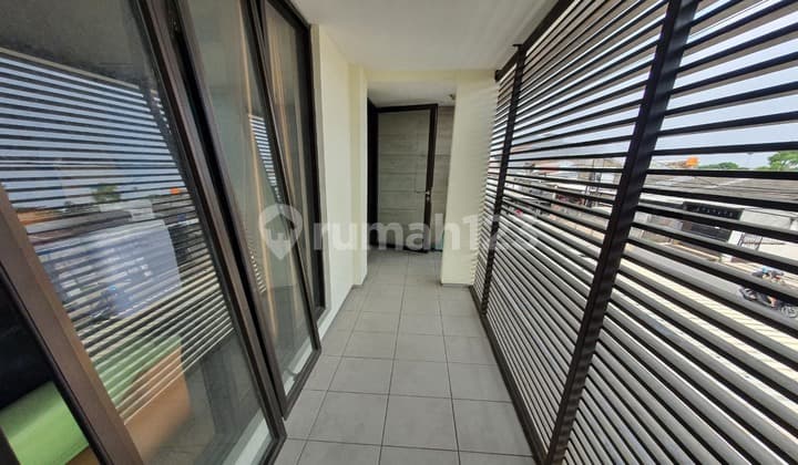 Di Jual Ruko Full Renov Di Taman Kopo Indah 1