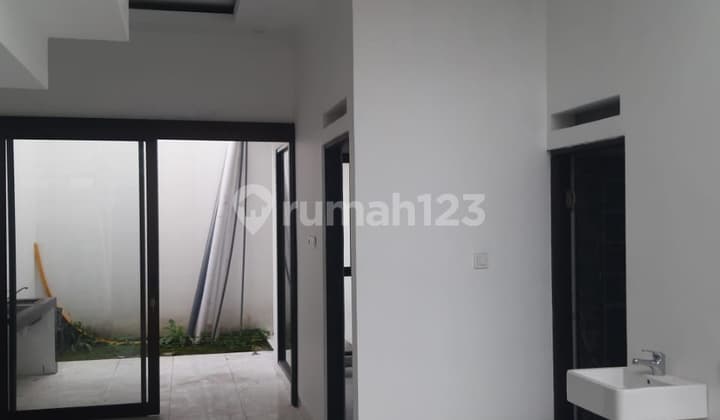 Di Jual Rumah Baru Lucu Di Kembar