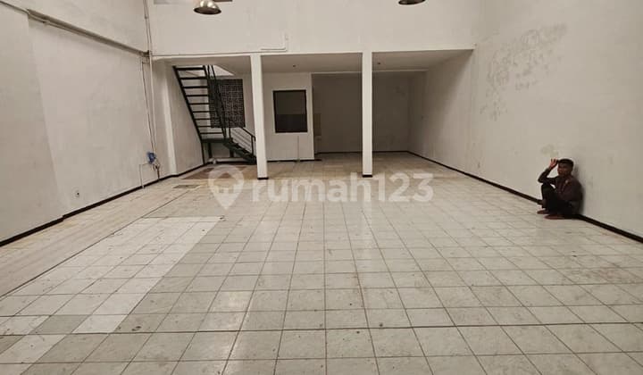 For Rent: Business Space at Moh Ramdhan