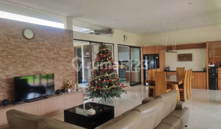 Di Jual Rumah Asri Kota Batu Parahnyangan
