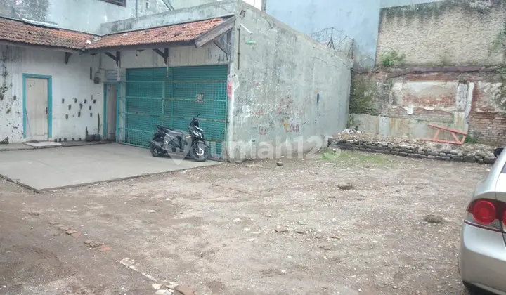 Land For Sale On Main Road Astanaanyar