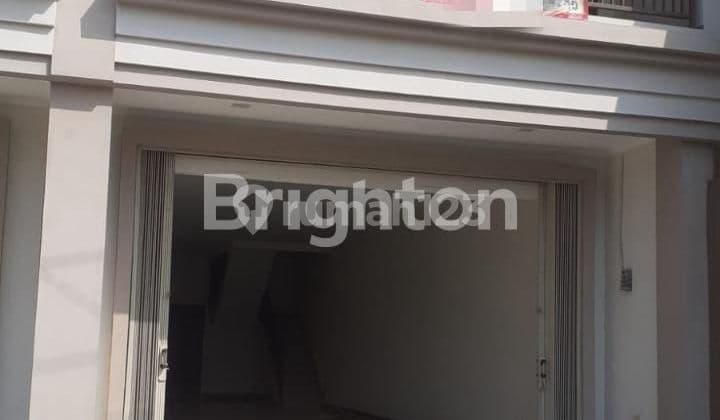 RUKO STRATEGIS DEPAN JALAN