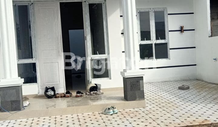 HUNIAN CANTIK DALAM KLUSTER BANGUNAN BARU MINIMALIS MODERN