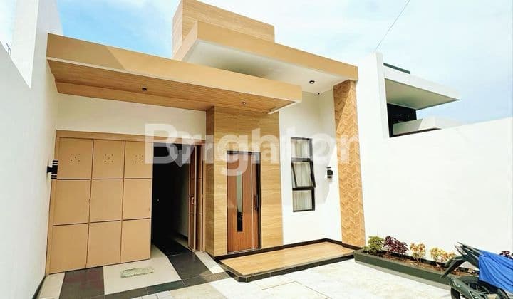 RUMAH 2 LANTAI SIAP PAKAI DI MANYARAN