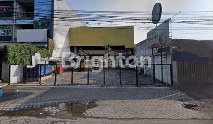 RUKO SIAP PAKAI DI TENGAH KOTA SEMARANG. EX RESTORAN