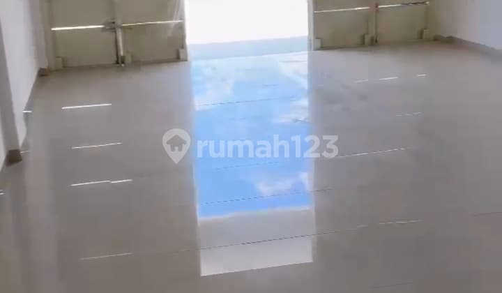 Ruko 3 Lantai + Rooftop Di Semarang Utara. Lokasi Strategis Bebas Banjir
