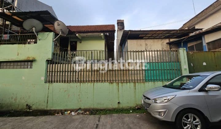 KOS KOSAN 7 PINTU DIJUAL CEPAT LOKASI STRATEGIS