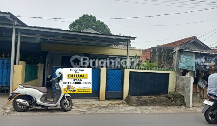 Rumah Pinggir Jalan Sangat Strategis Di Tanah Baru