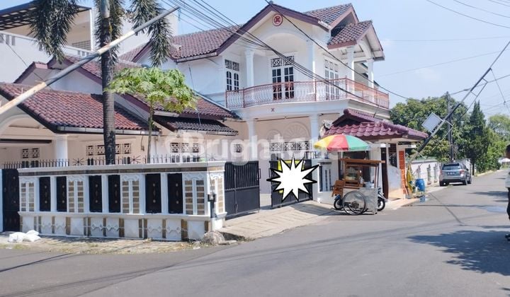 RUMAH MEWAH COCOK UNTUK USAHA DAN HUNI LOKASI PANDURAYA BOGOR