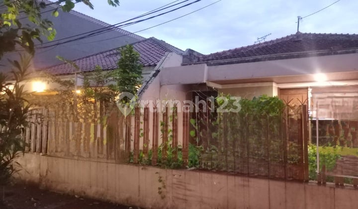 For Rent House Land Area 220 Building Area 200 In Batu Tulis
