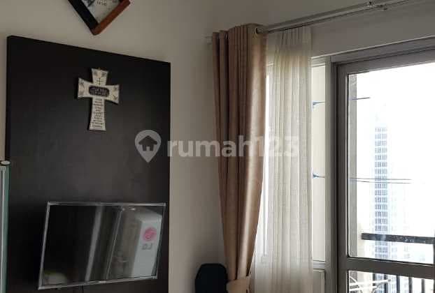 Penthouse Maple Park Kemayoran-94 M2, View Laut&Kolam, Siap Huni