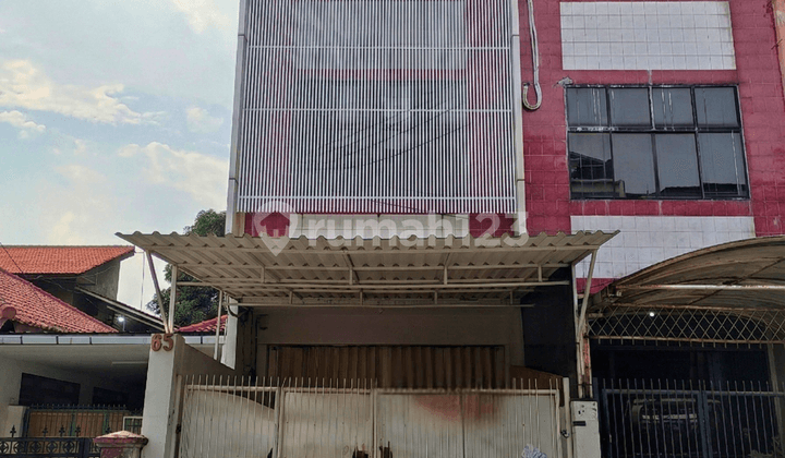 Ruko Siap Pakai Daerah Tomang 180/90 M² 3 Lantai Area Komersial