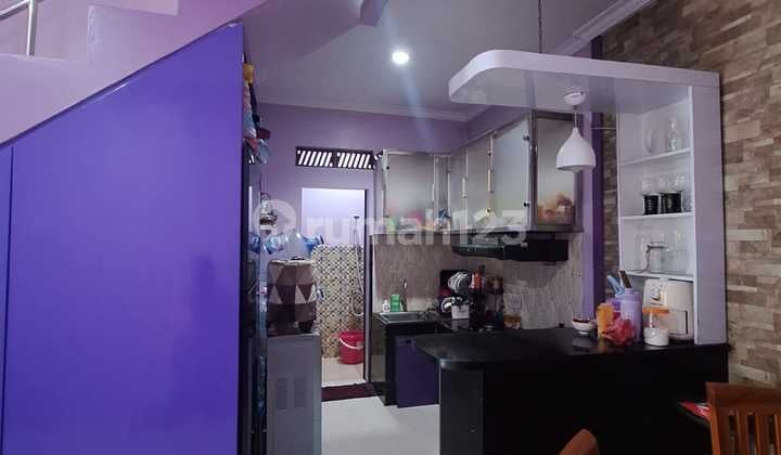 Rumah Dekat Pintu Toll Dan Stasiun Di Bogor