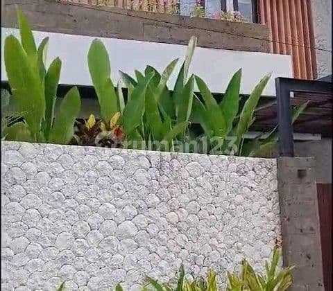 RUMAH SEMI VILLA MODERN TROPIS 2 LANTAI DI SANUR