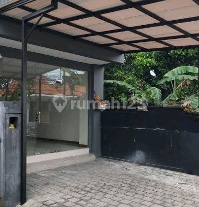 Toko Siap Pakai Lokasi Strategis di Kerobokan