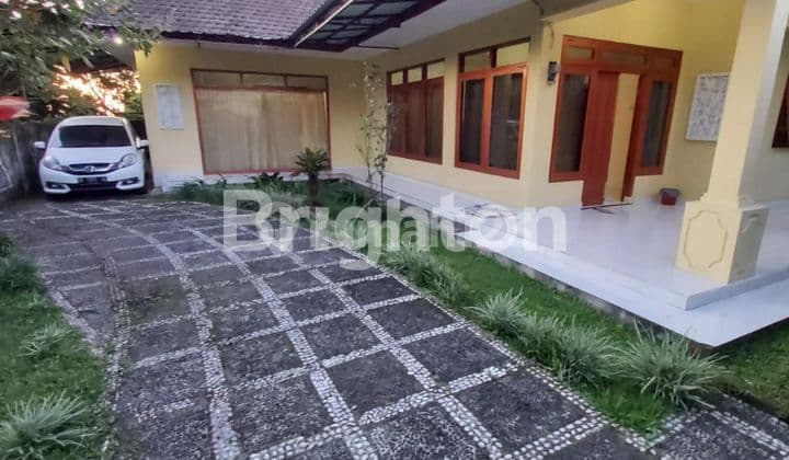 RUMAH SEMI VILLA FULL FURNISHED DI BEDUGUL