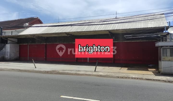 Gedung 1 Lantai di Raya Kuta Badung