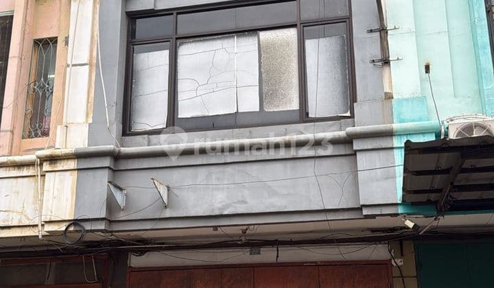 Di Sewakan Ruko Pelangi Taman Palem Termurah Rapi Siap Pakai Akses Jalan Dpn Lebar Termurah Dekat Pintu Tol dan Bandara Lokasi Super Strategis