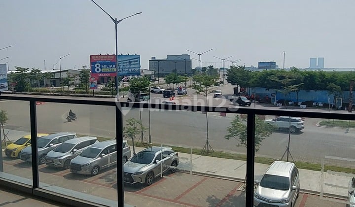 Di Sewakan Ruko Ebony Jarang Ada dan Termurah Ruko Boulevard Hadap Jalan Besar Lokasi Paling Strategis Termurah