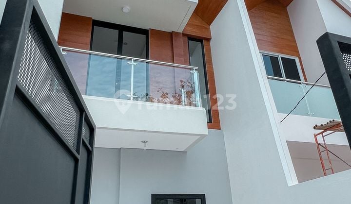 For Sale New House Customizable or Ready Various Sizes Quick Sale Meruya Utara West Jakarta