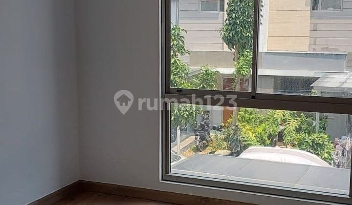 Di jual Rumah di Golf island Bagus standart developer termurah jarang ada 3 bedroom